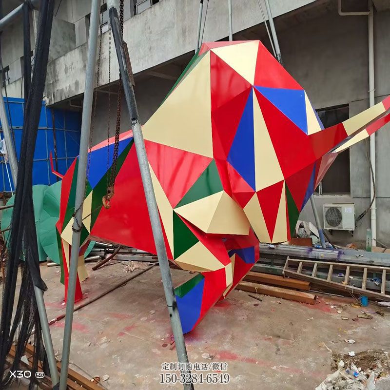 民俗几何牛雕塑 景观小品抽象雕塑供需 各类动物雕塑标准